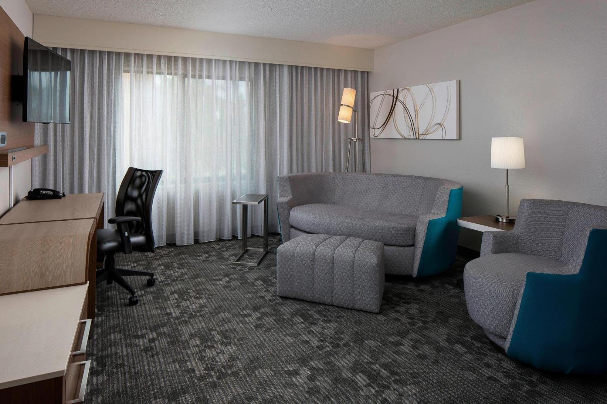 Courtyard By Marriott Daytona Beach Speedway/Airport Екстер'єр фото