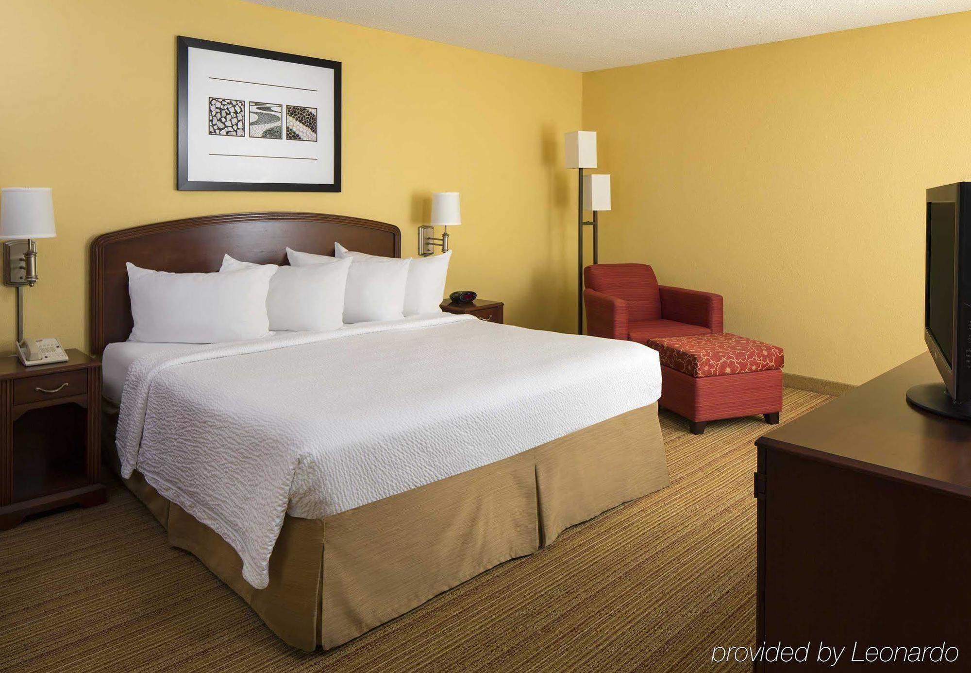 Courtyard By Marriott Daytona Beach Speedway/Airport Екстер'єр фото